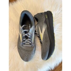 Brooks Ghost 16 size 11 GUC